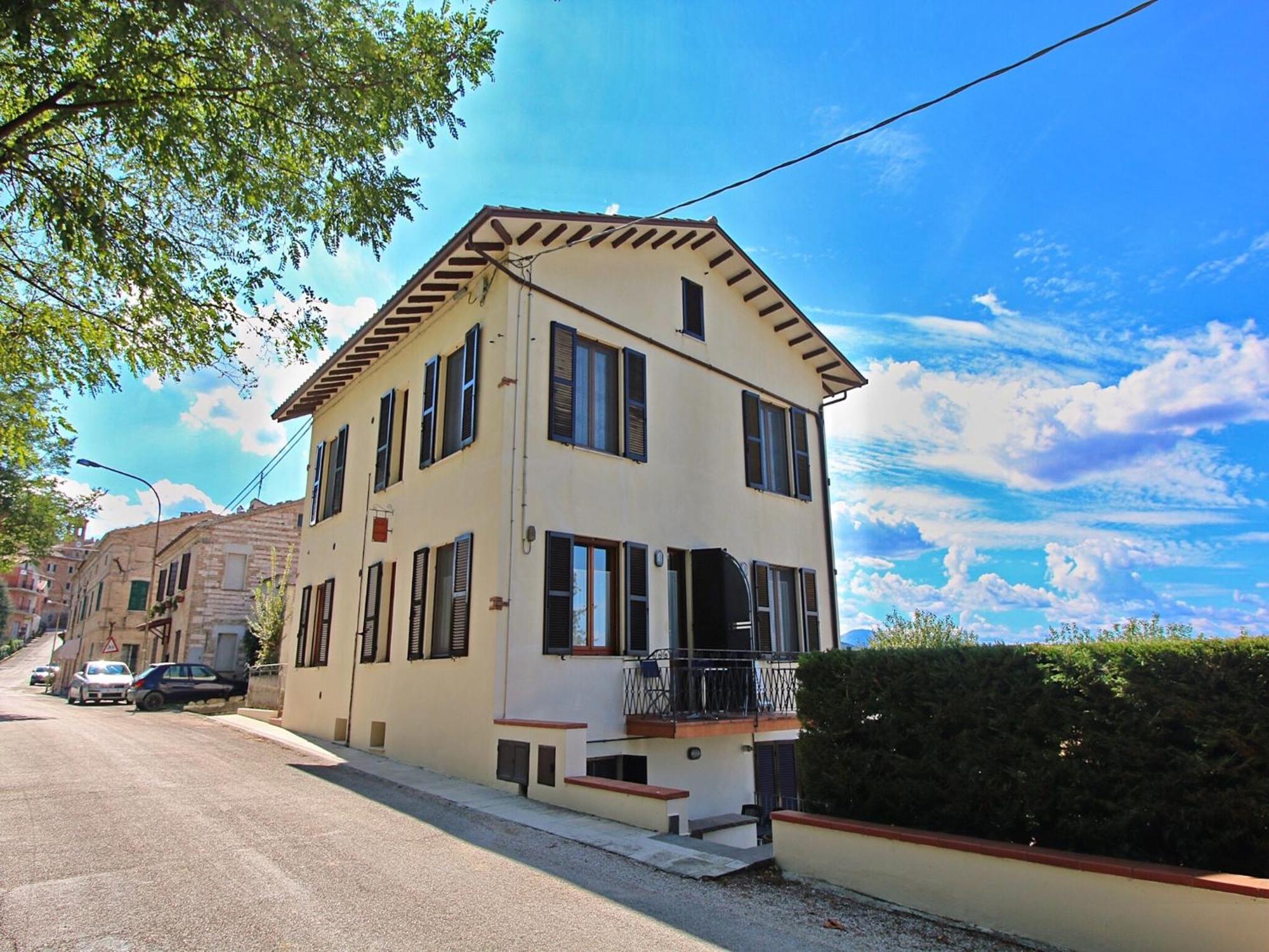 Nice Flat In Arcevia With Swimming Pool Dış mekan fotoğraf