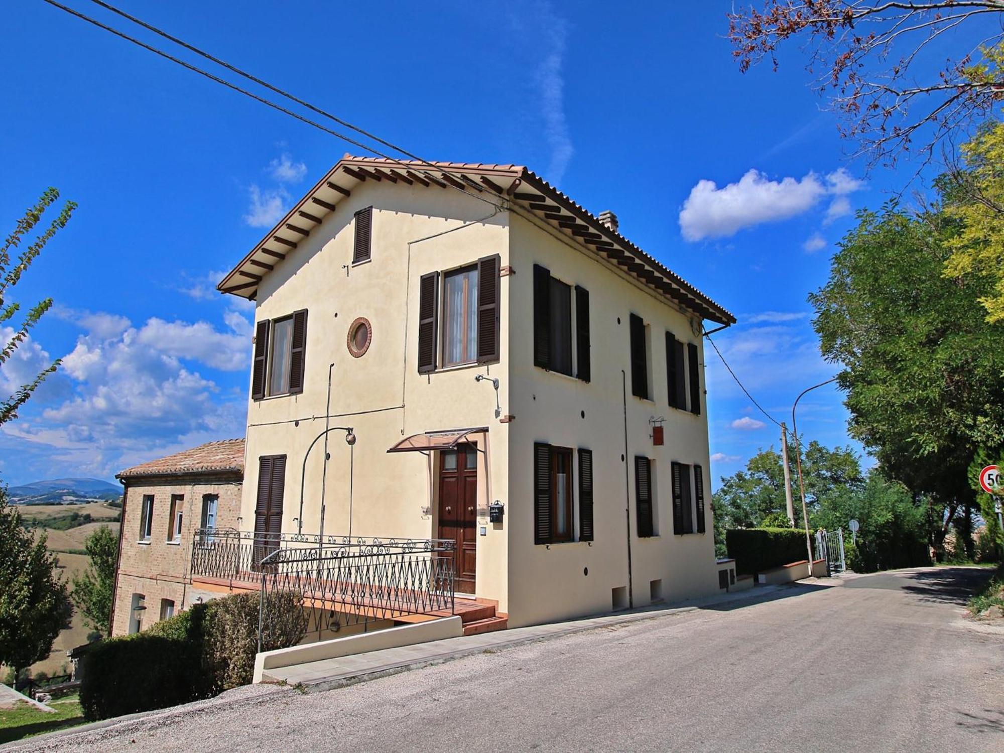 Nice Flat In Arcevia With Swimming Pool Dış mekan fotoğraf