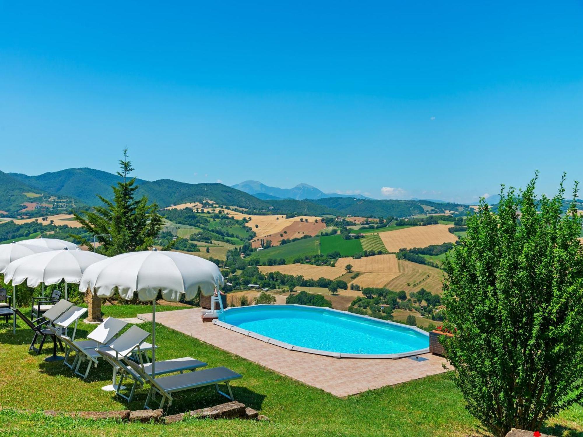 Nice Flat In Arcevia With Swimming Pool Dış mekan fotoğraf